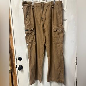 Men’s 38x32 cargo pants in tan.
